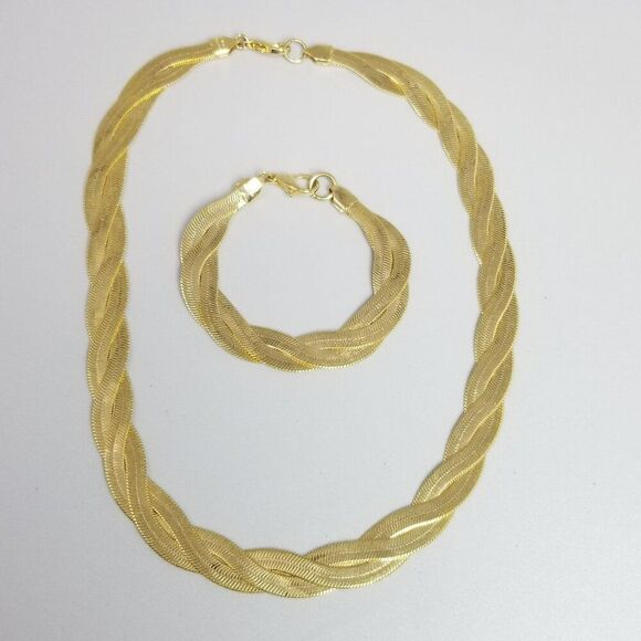 Vintage Avon Gold Tone Braided Herringbone Flat Chain Necklace Bracelet Set - Picture 2 of 8